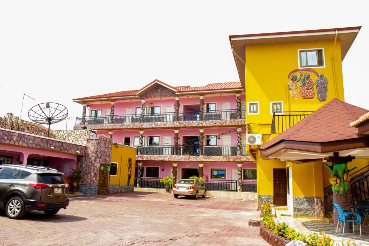 Hilton View Hotel Ogbodjo Kültér fotó