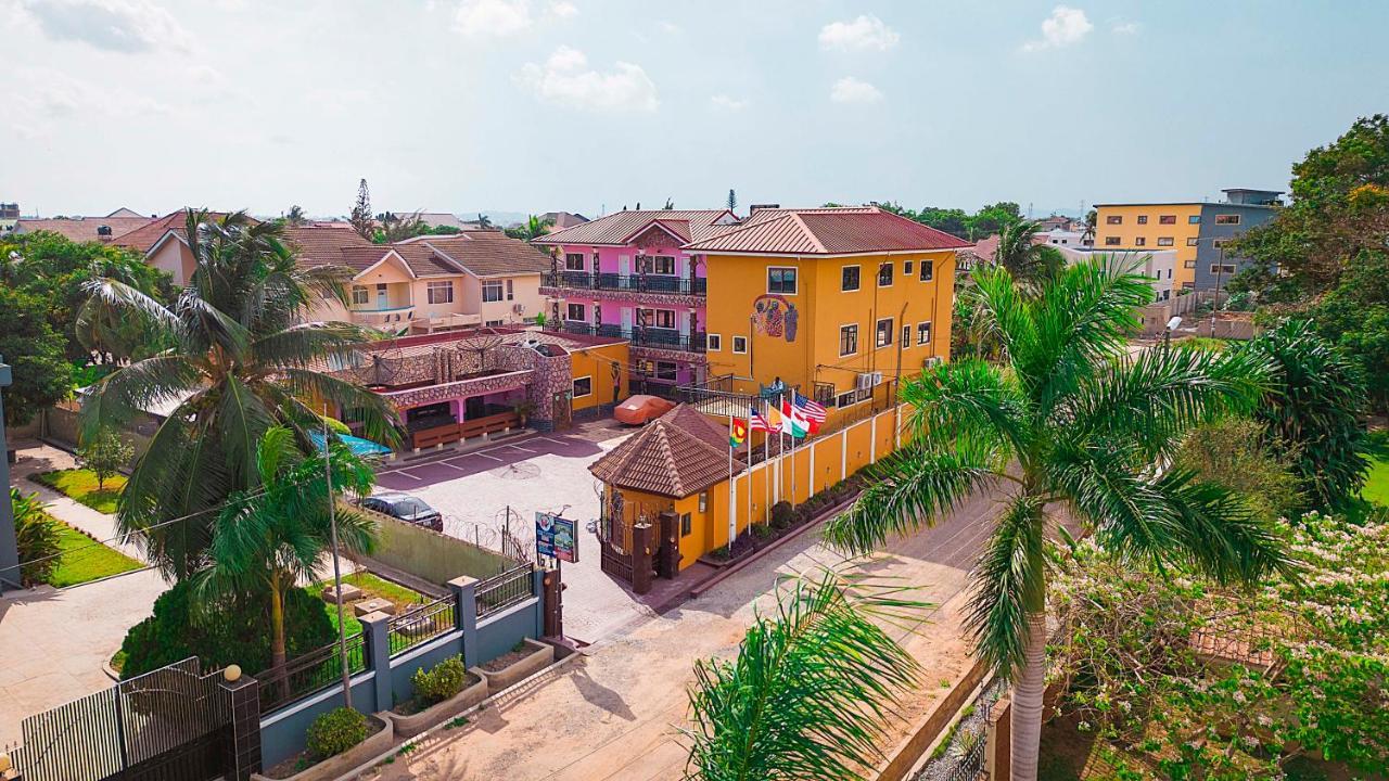 Hilton View Hotel Ogbodjo Kültér fotó
