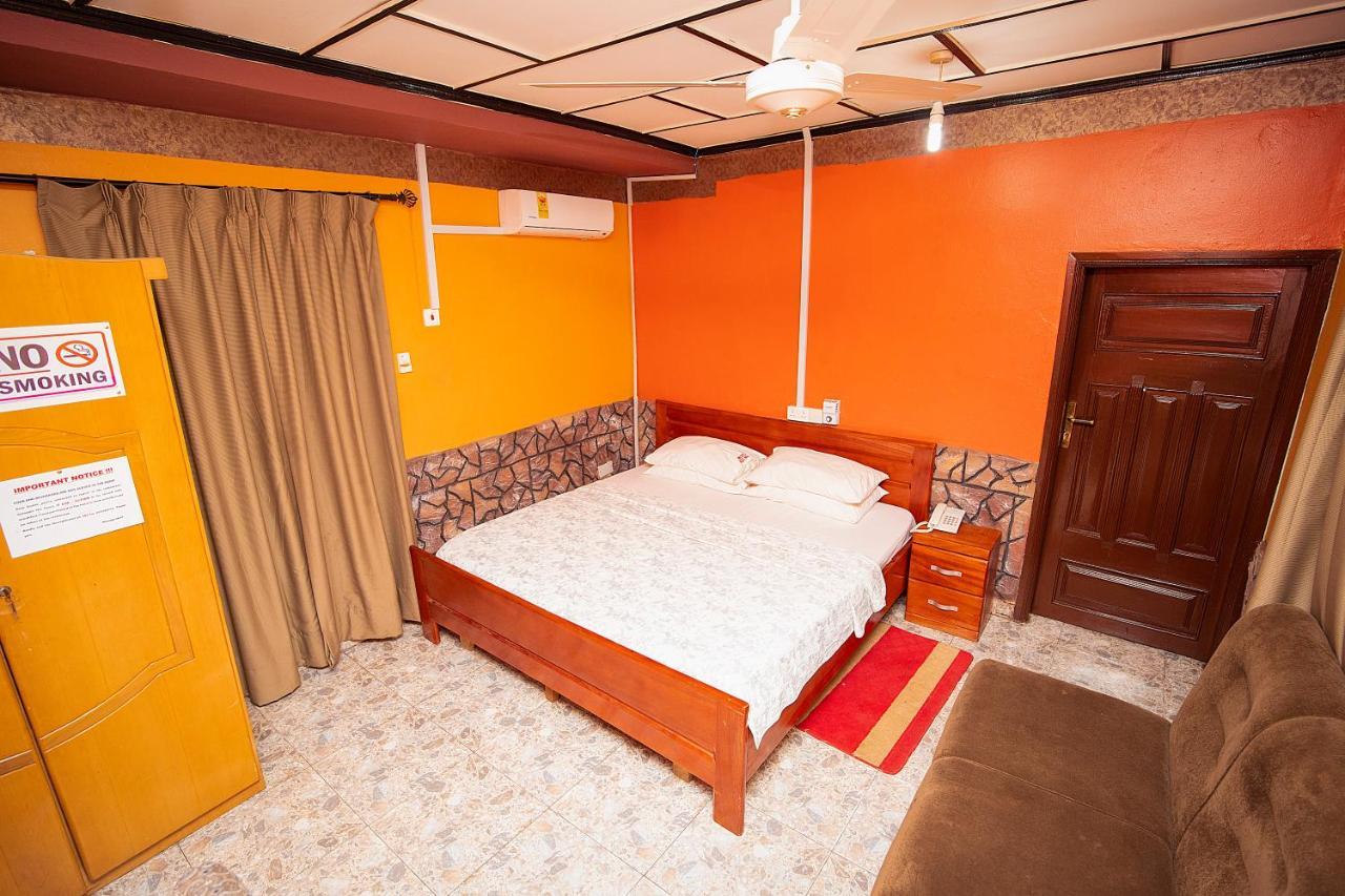 Hilton View Hotel Ogbodjo Kültér fotó