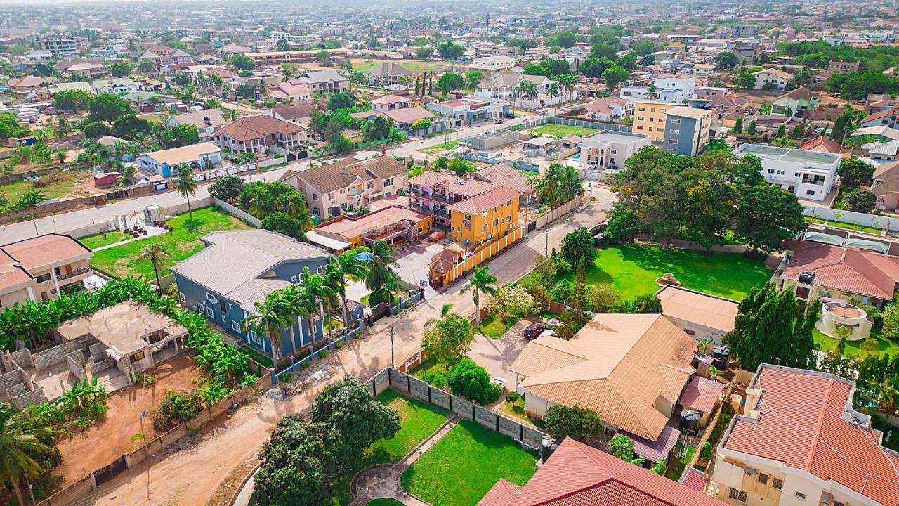 Hilton View Hotel Ogbodjo Kültér fotó