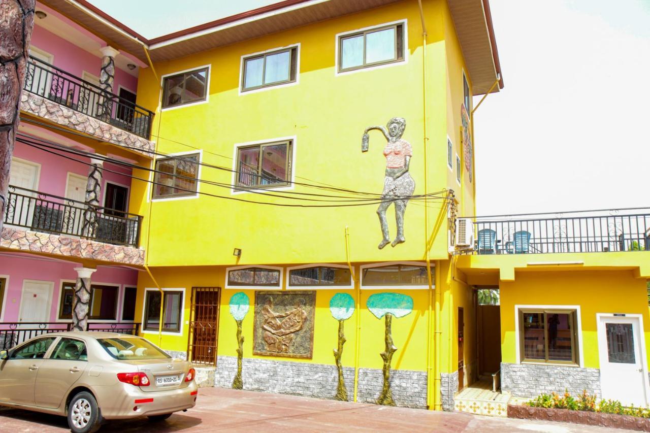 Hilton View Hotel Ogbodjo Kültér fotó