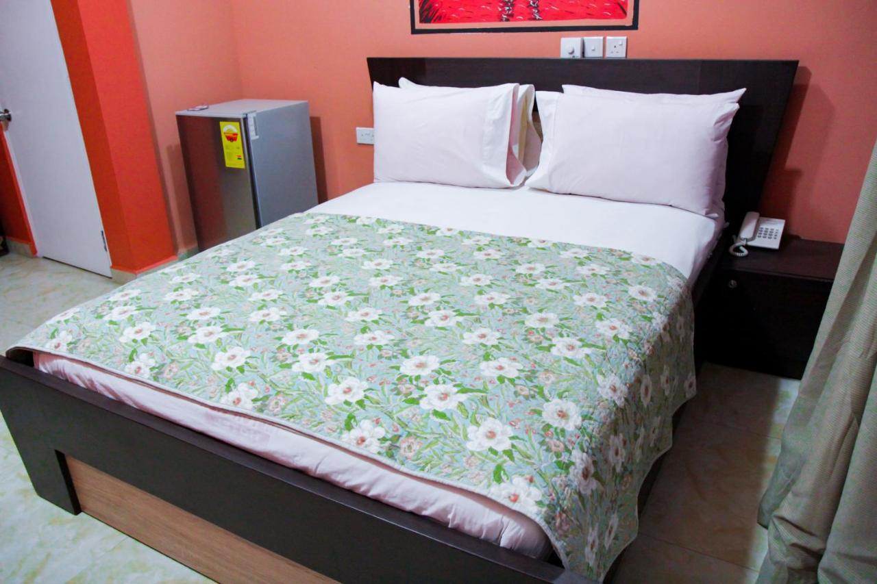 Hilton View Hotel Ogbodjo Kültér fotó
