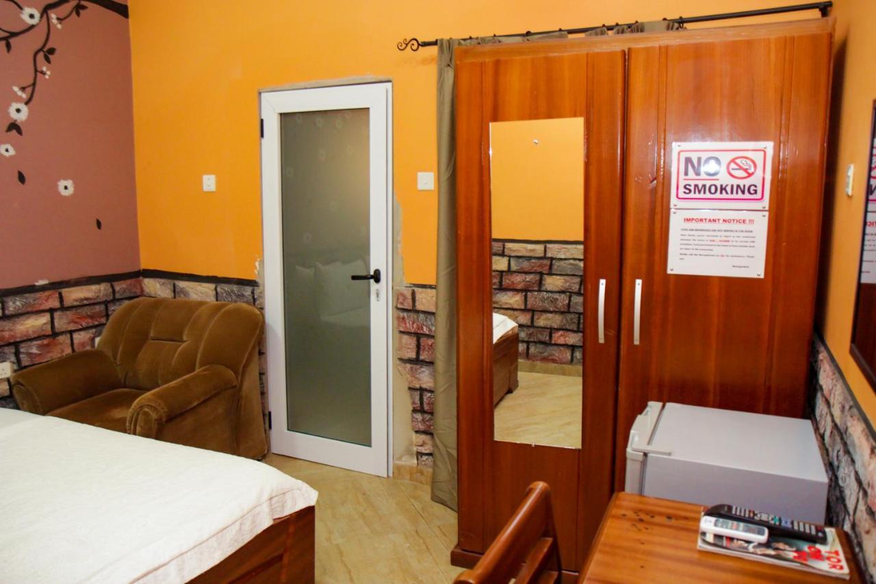 Hilton View Hotel Ogbodjo Kültér fotó