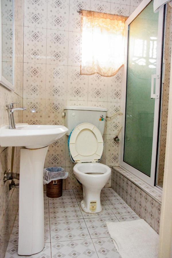 Hilton View Hotel Ogbodjo Kültér fotó